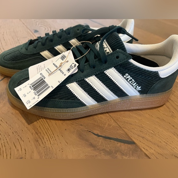SOLD OUT | NWT | Adidas Handball Spezial | 6.5 | Mineral Green - Picture 4 of 7